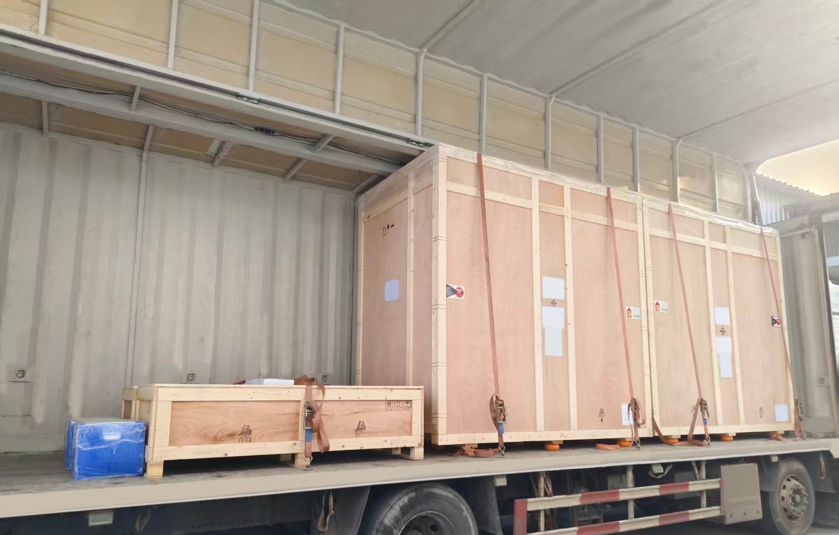 1765445816949708.jpg 微信图片_20251211152308_25037_158.jpg